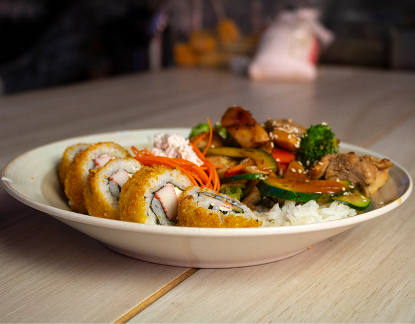 La Postal Teriyaki Sushi